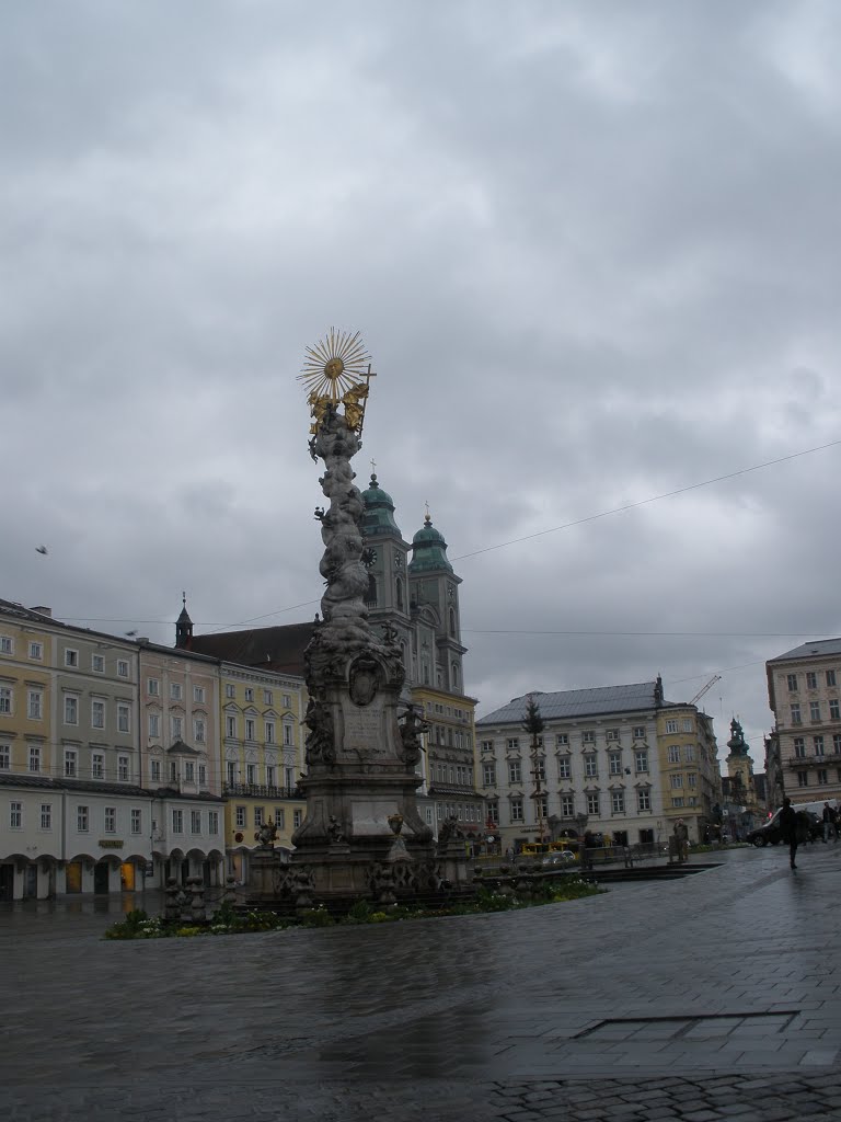 Linz (Austria). Columna de la Santísima Trinidad - Dreifaltigkeitssäule - Hauptplatz