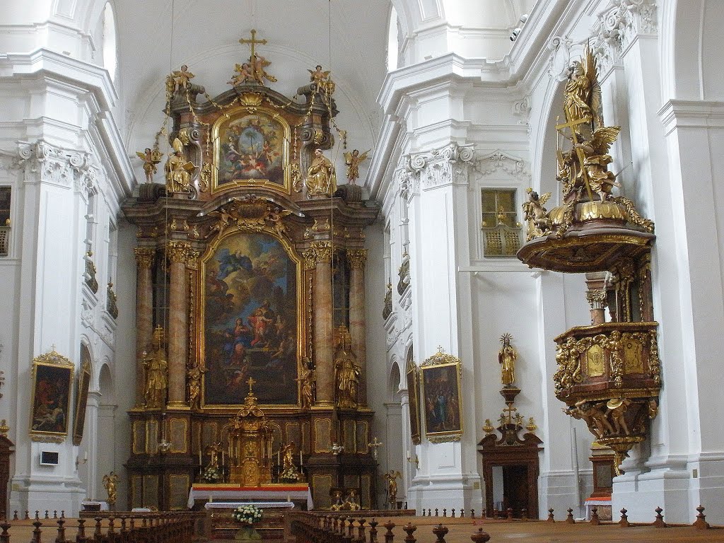 Linz (Austria). Iglesia de los Carmelitas - Karmelitenkirche