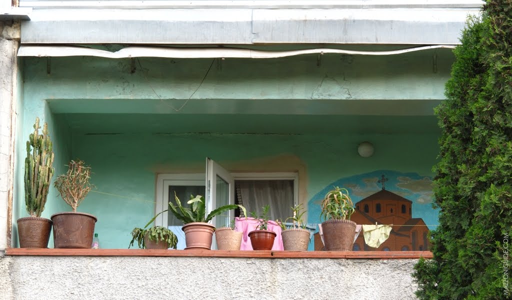 Stepanakert: balcony | Степанкерт: балкон