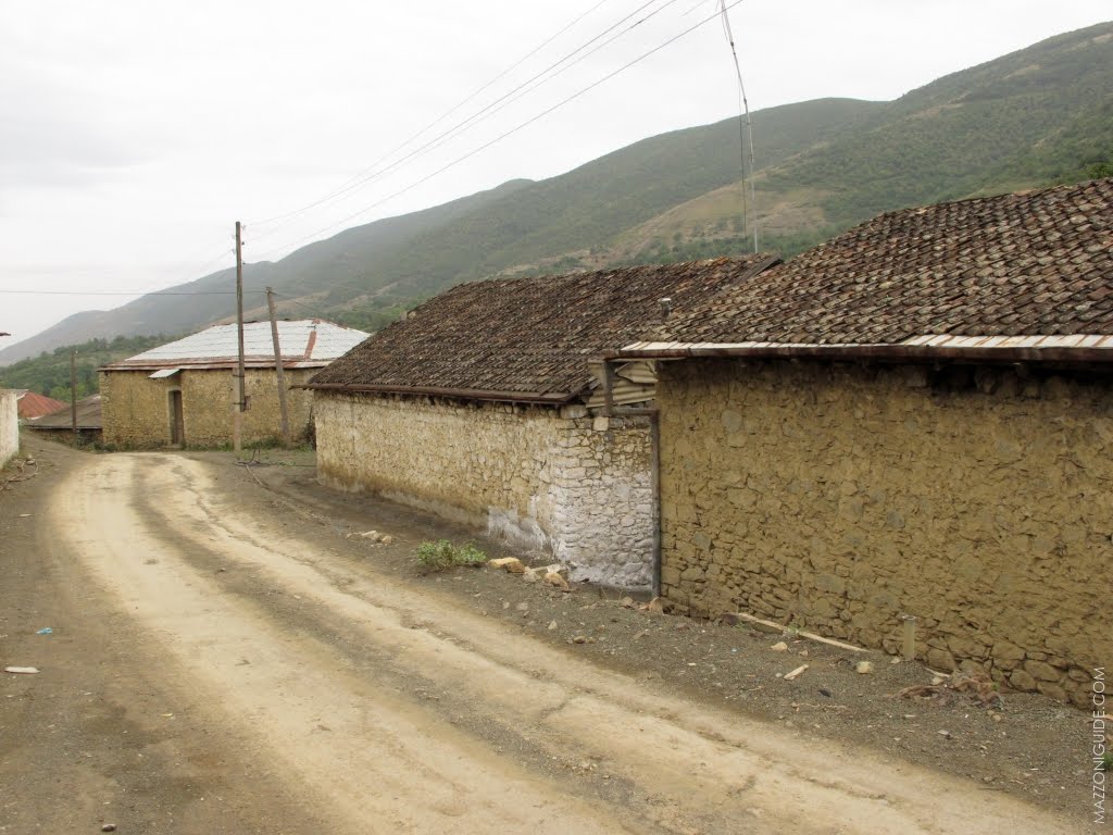 Улица в Тахасере
