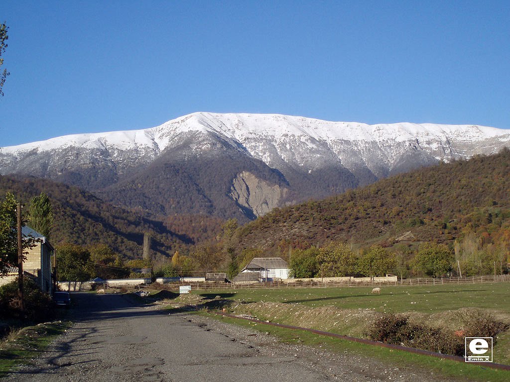 The main road to Culyan.
