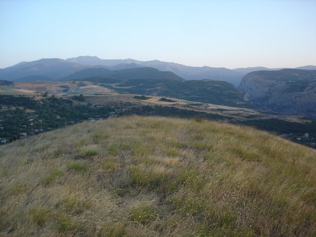 Вид на Село Шош и город Шушу, Арцах