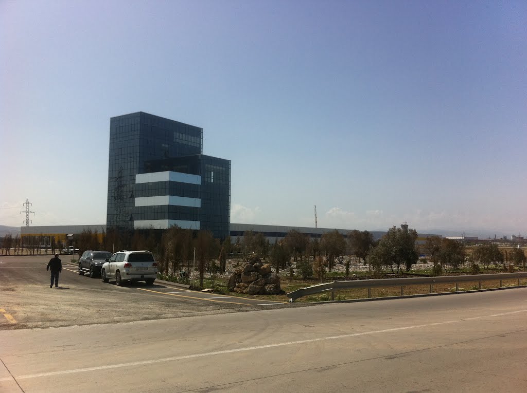 Alternative Energy, Azerbaijan: AZGUNTEX - solar panel manufacture plant