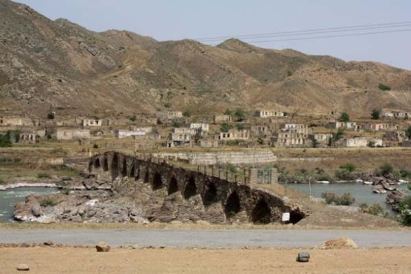 Azerbaijan (Karabakh) Azərbaycan (Qarabağ)