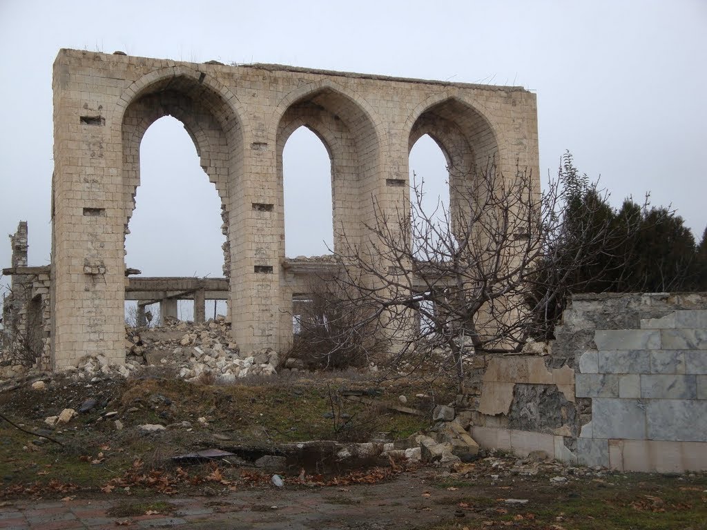 town Akna /former Agdam/ ruined by azerbaijanian barbarians during war, Republic of Mountainous Karabagh. г, Акна /быв Агдам/ разрушенный азерскими варварами в ходе войны, НКР