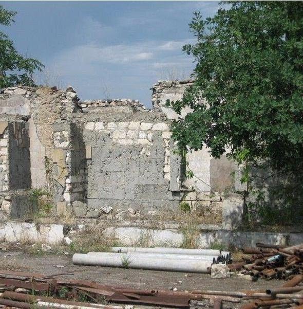 town Akna /former Agdam/ ruined by azerbaijan barbarian during war, Republic of Mountainous Karabagh. г, Акна /быв Агдам/ разрушенный азерскими варварами в ходе войны, НКР