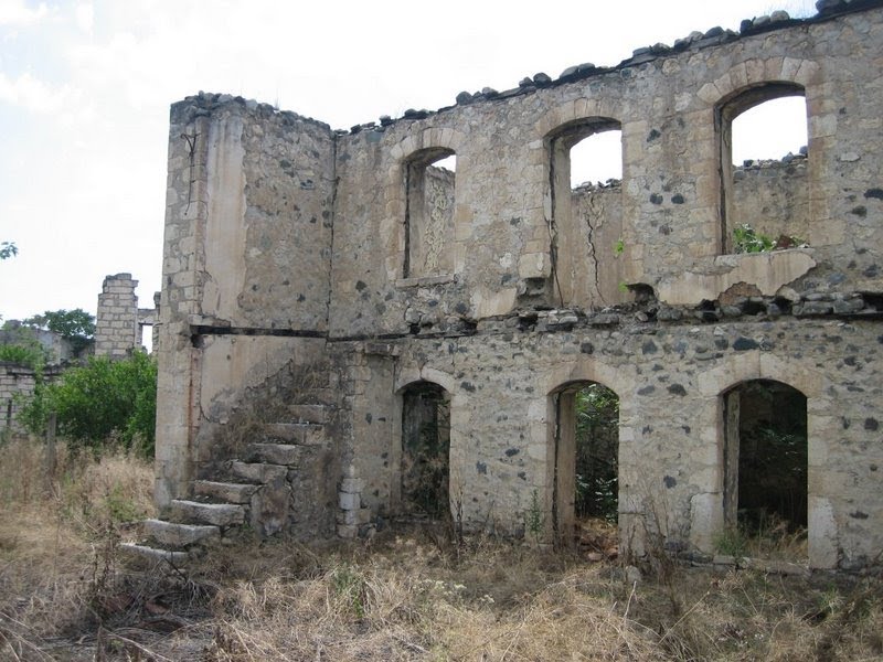 town Akna /former Agdam/ ruined by azerbaijan barbarian during war, Republic of Mountainous Karabagh. г, Акна /быв Агдам/ разрушенный азерскими варварами в ходе войны, НКР