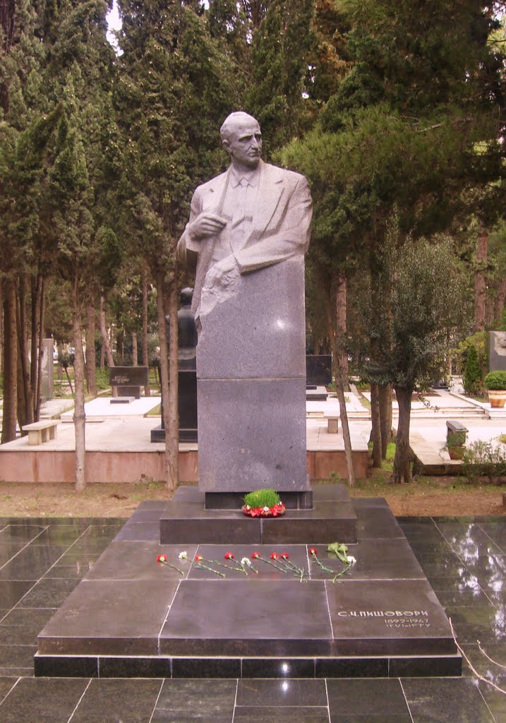Pishevari Sepulture, Avenue of the Honored Ones, Baku, Azerbaijan