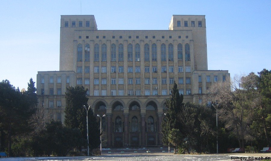 03.01.2007 Bakı, Elimlər akademiyasının binası
