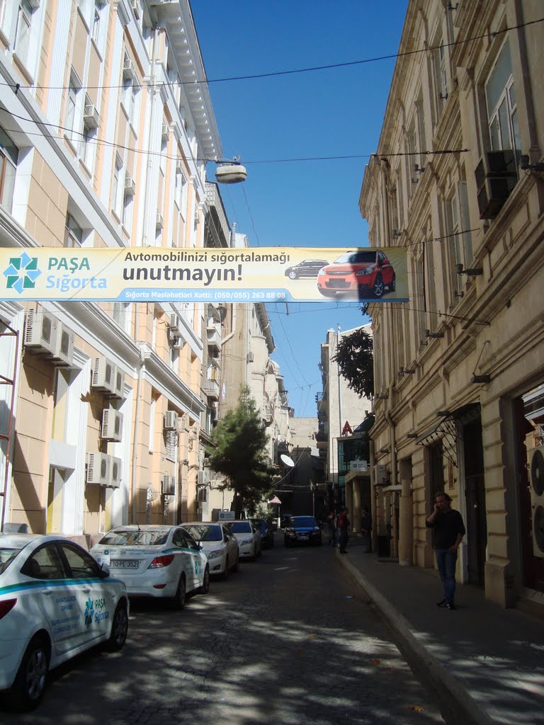 08.10.2011 Baku, Leo Tolstoy street