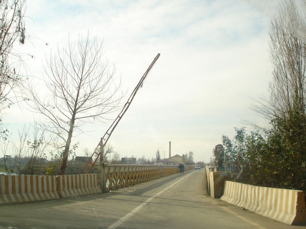 30.01.2010 Yevlax - kür üzərindən körpü