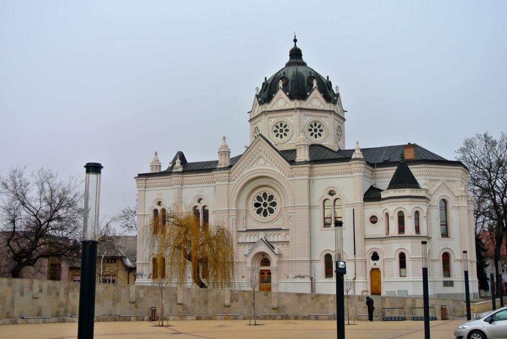 SZOLNOK     ZSINAGÓGA