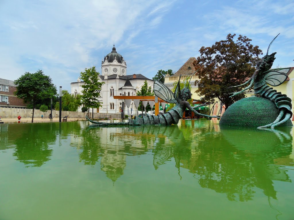 Szolnok, Tiszavirág szobor, Szolnoki Galéria