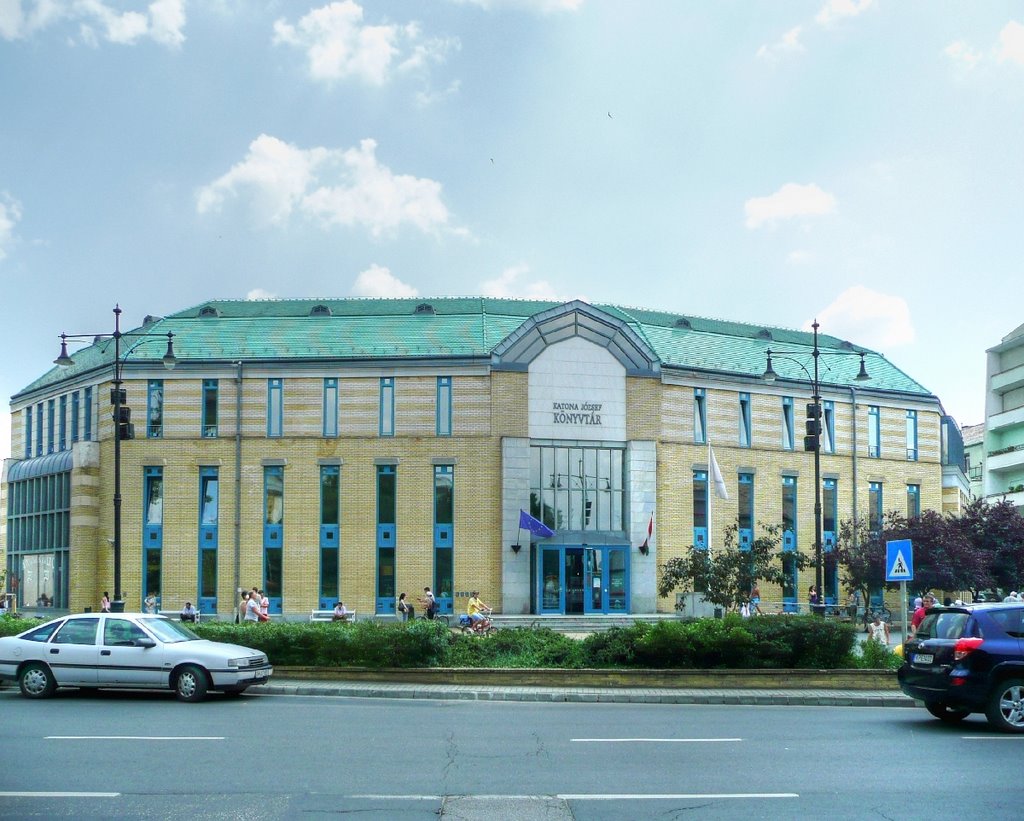 Kecskemet - Jozsef Katona Bibliothek