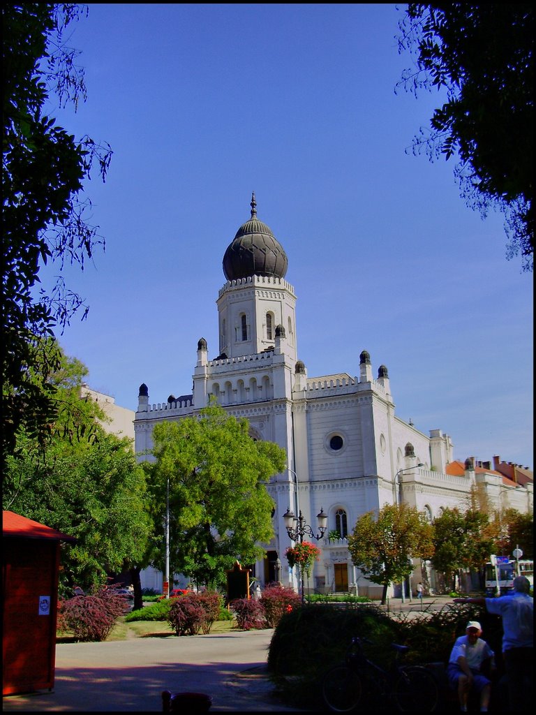 Kecskemét Synagogue .. .. ..  Tudomány háza ,  Kecskeméten .. .. .. Kecskemét, Koháry István körút, 6000 Magyarország