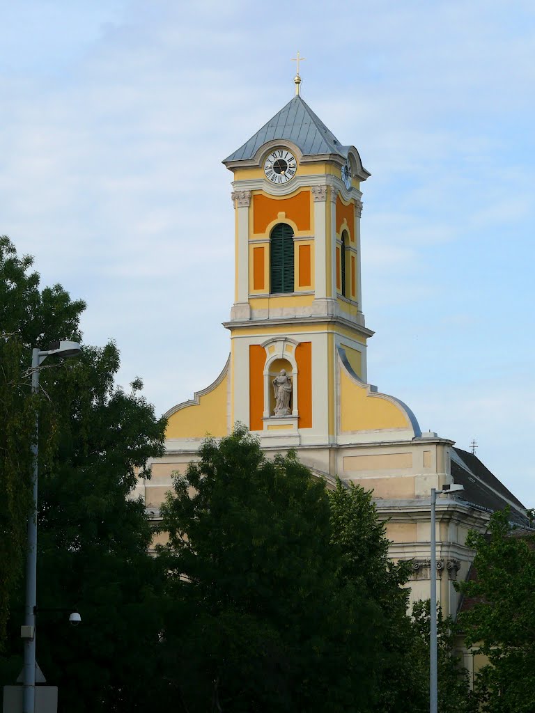 Kecskemét, Piarista templom felújított tornya
