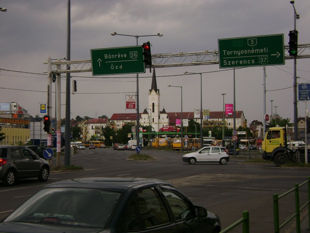 Buszállomásnál / At the autobus-station, 24.June,2008