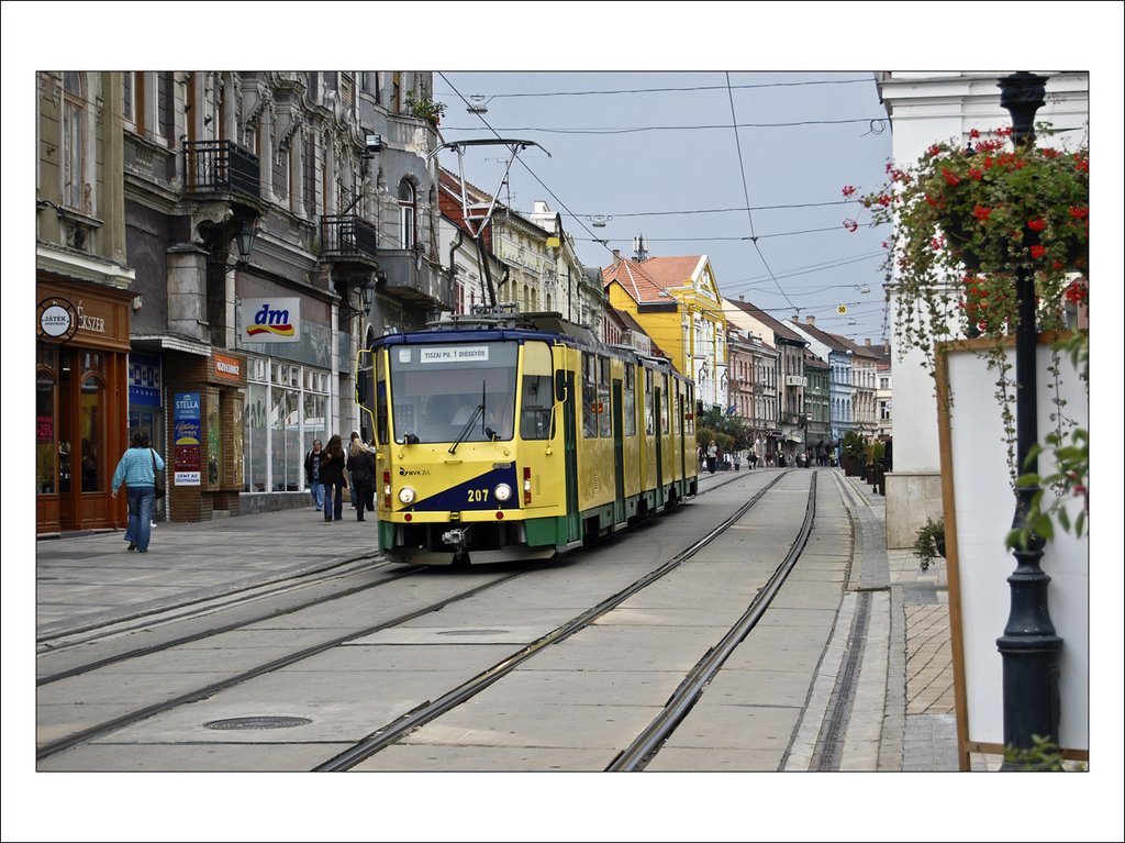 Miskolc - Villamos a Széchenyi úton
