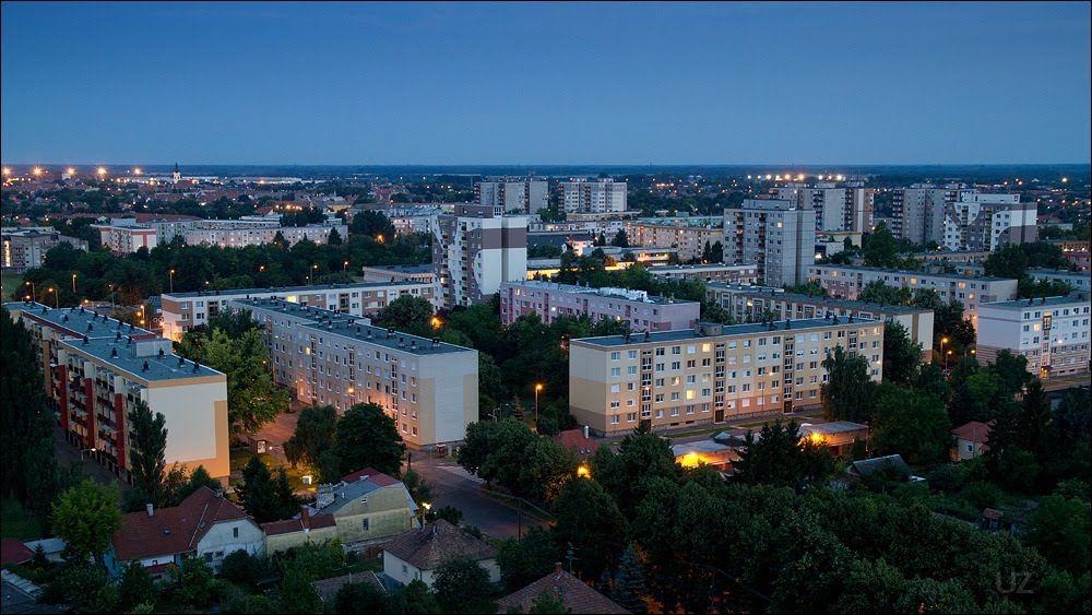 kora esti óra a lakótelepen