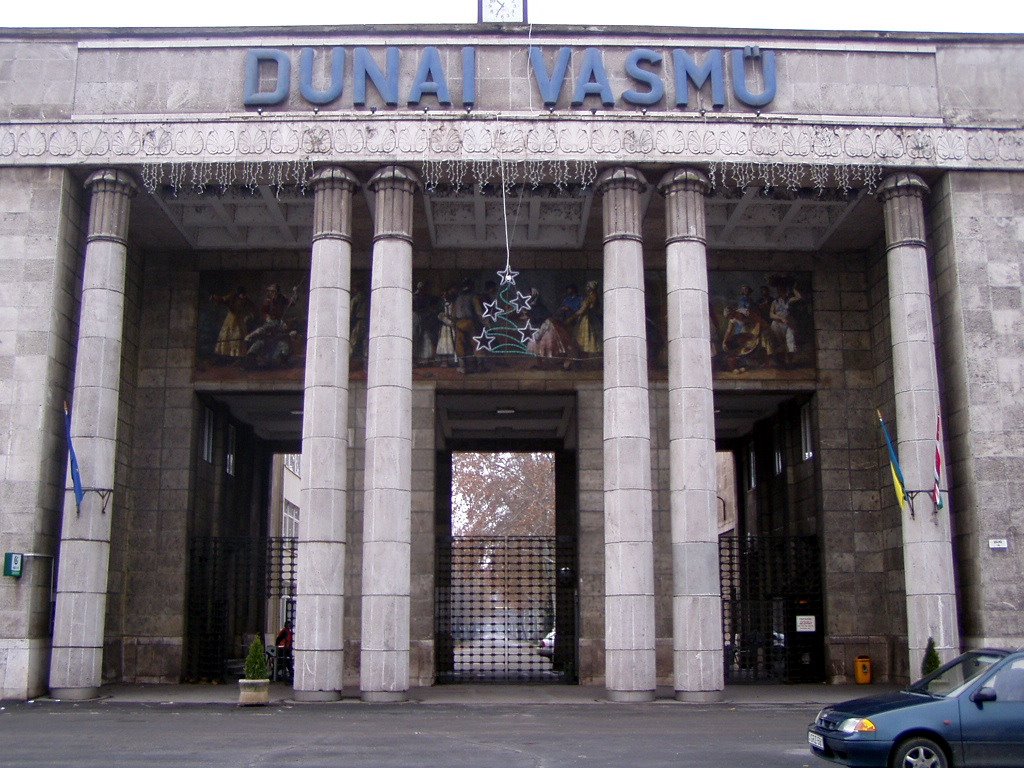 Dunaferr főbejárat