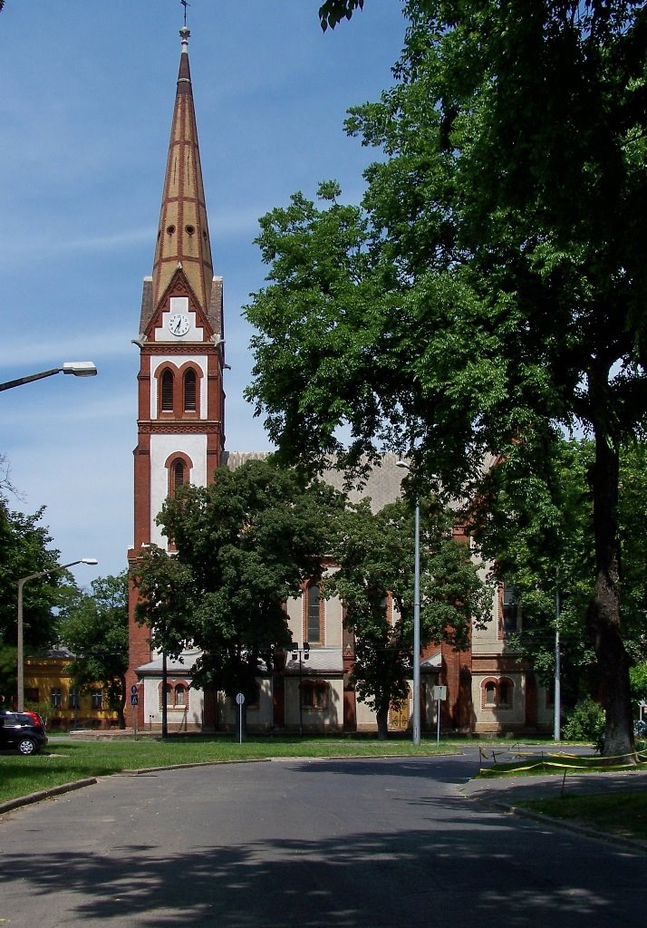 Debrecen, Verestemplom - "Nem hamvakat jelöl, De tetteket beszél"