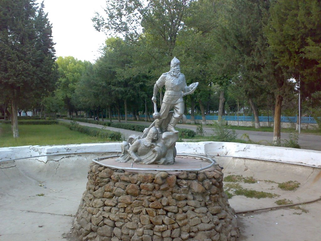 Old fountain in the park - Старый фонтан в ЦПКиО