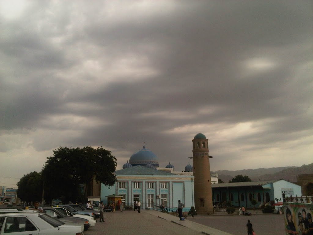 Mosque near Panjshanbe Market, Khujand - Мечеть возле рынка Панджшанбе, Худжанд