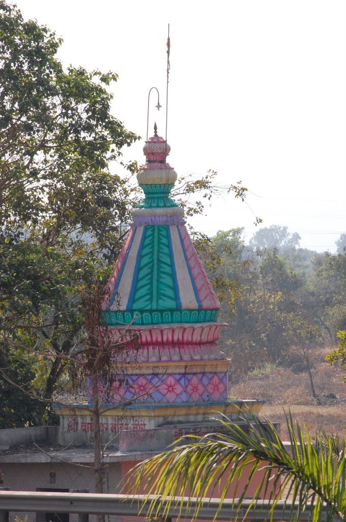 DPAK MALHOTRA, Mandir, Durtagati Marg - Mumbai Pune xpressway NH4, Maharashtra, Bharat