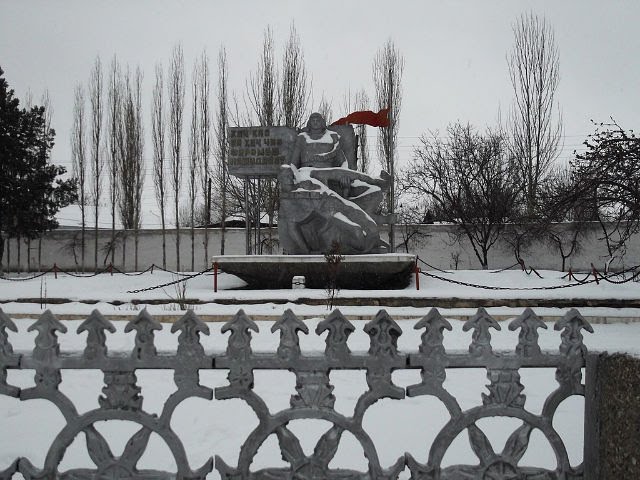 ПАмятник (автор:FIRUZ_ORIFOV@MAIL.RU)