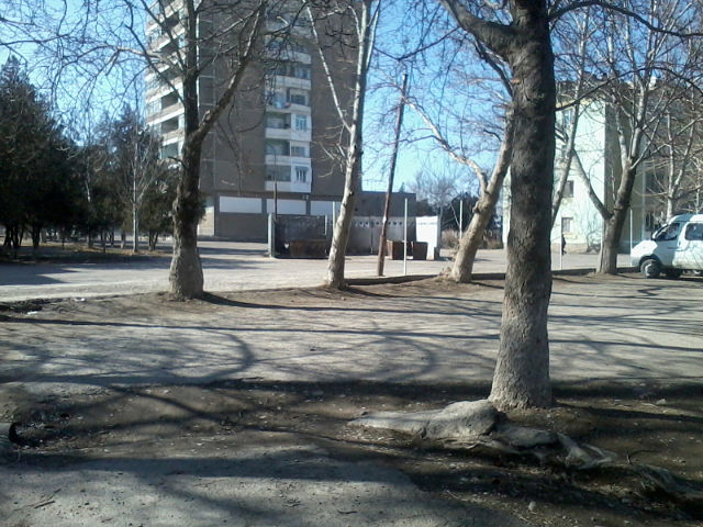 двор 9этажки