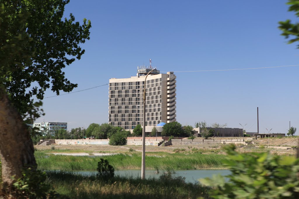 Вид на гостиницу