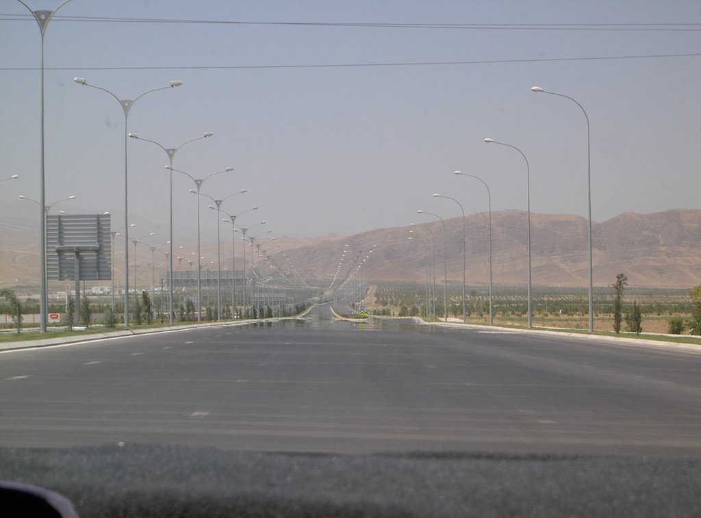 Turkmenistan - Ashgabat - empty motorway