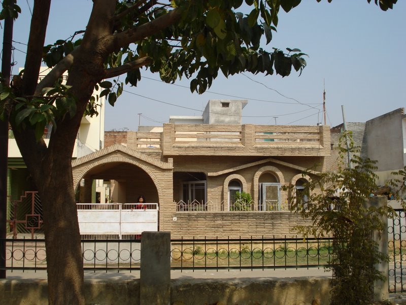 my home @ jankipuram sec -g