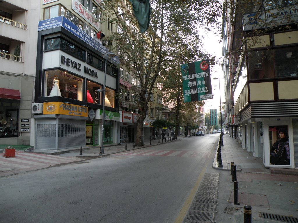 Fethiye caddesi inönü cad. kavşağı  *©Abdullah Kiyga