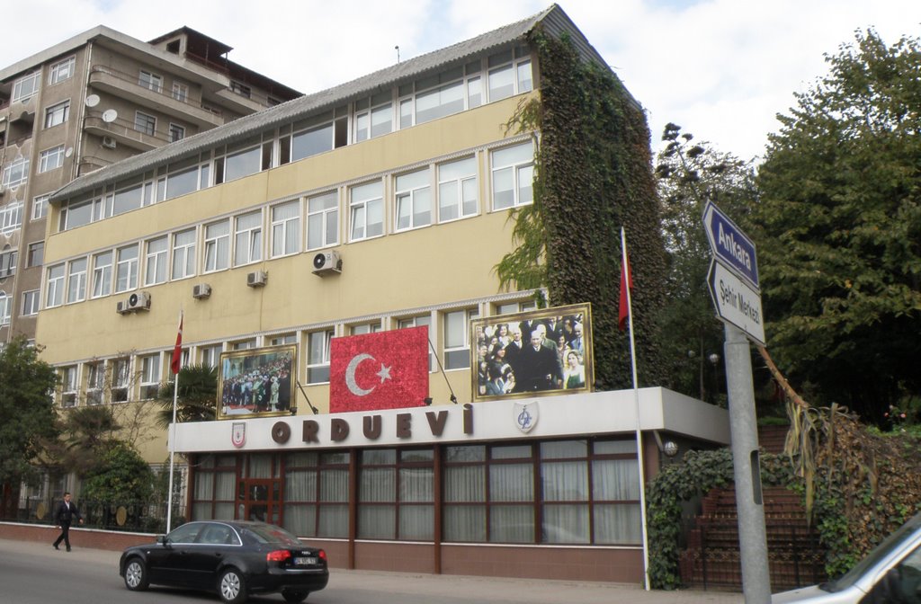 izmit Officers club.  ©Abdullah Kiyga