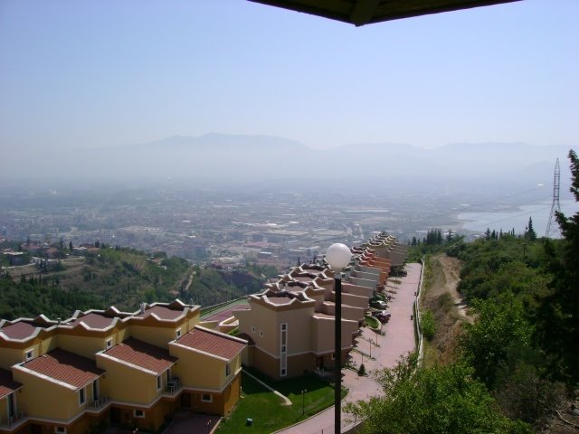 izmit from "three hills"