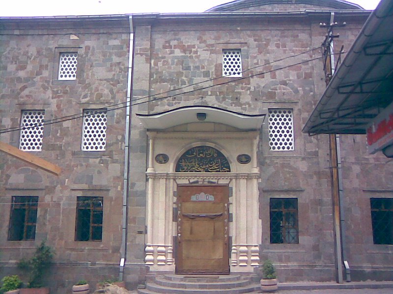 DRE KEMERALTI