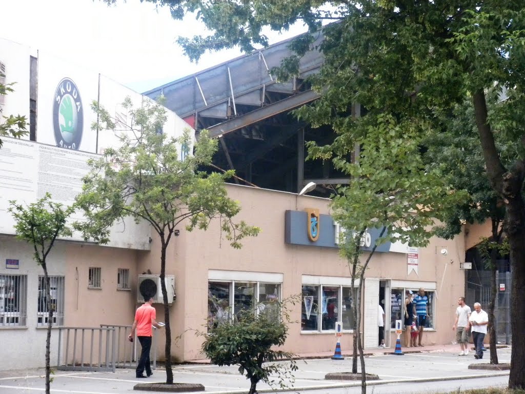 TRABZON -AVNİAKER STADYUMU -TS CLUB-001