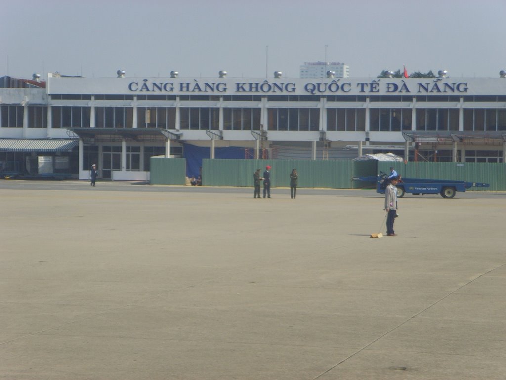 Da Nang Airport, Nov. 2007