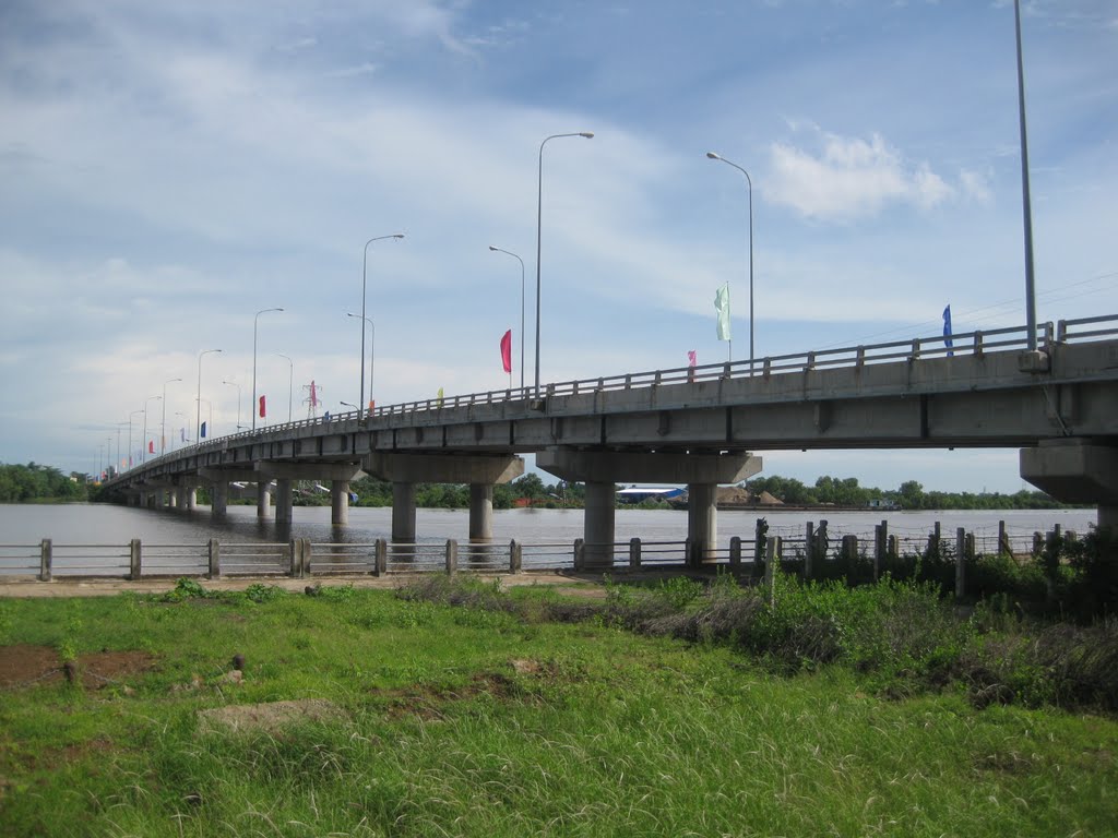 Cầu Long Toàn