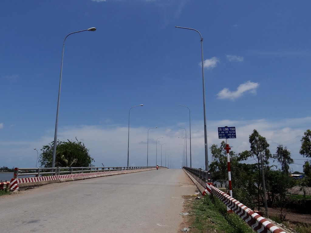 Cầu Long Toàn