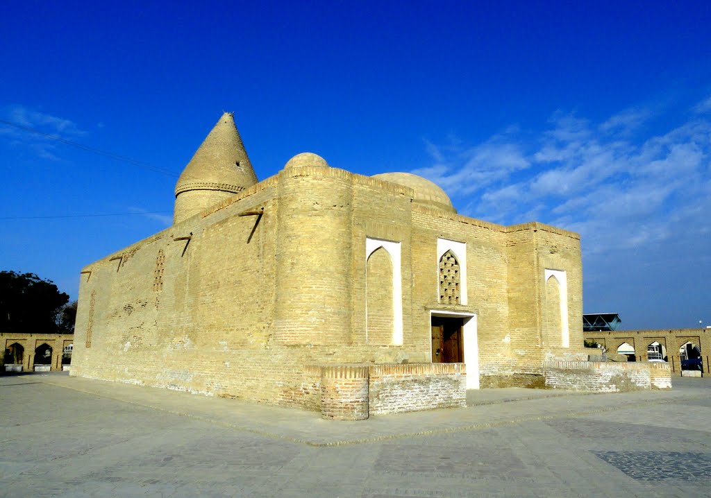 Chashma-i Ayub Mausoleum (Bukhara, Uzbekistan)