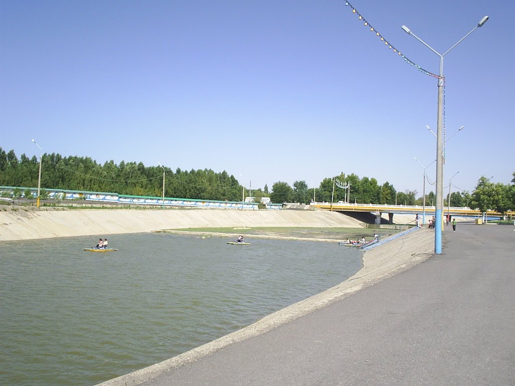 Jizzax, Pianaja Gora i Reka "Sanzar" Most