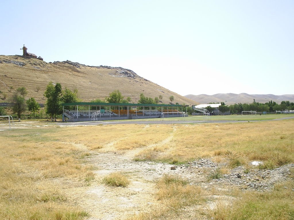 Jizzax, Stadion u Pianoj Gory