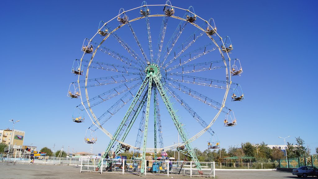 "Чертово колесо" / View Wheel