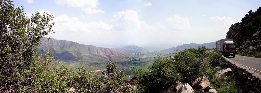 Up the Takhtakaracha pass towards Samarkand