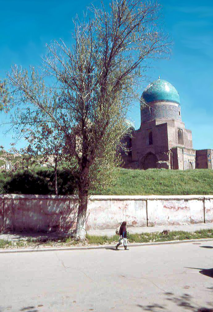 1985.04. - Samarkand Sahi Zinda nekropolis, the Kady Zadeh Rumi, double dome mausoleum - Szamarkand Sahi Zinda ősi temető, a Kady Zadeh Rumi, kettős kupola mauzóleum
