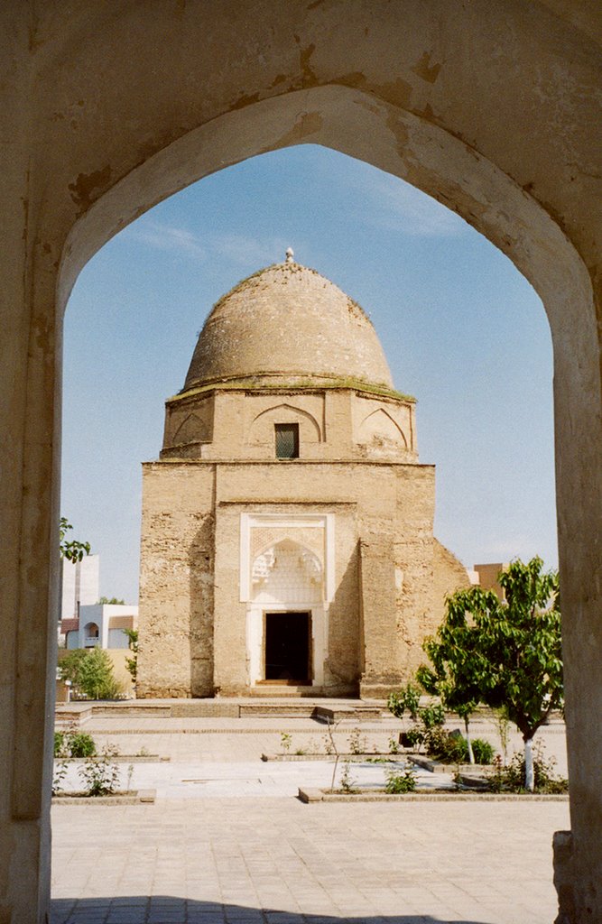 Ruhabad mausoleum