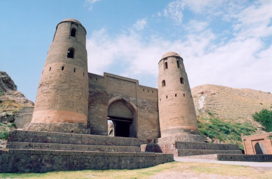 Гиссарская крепость / Hisor castle