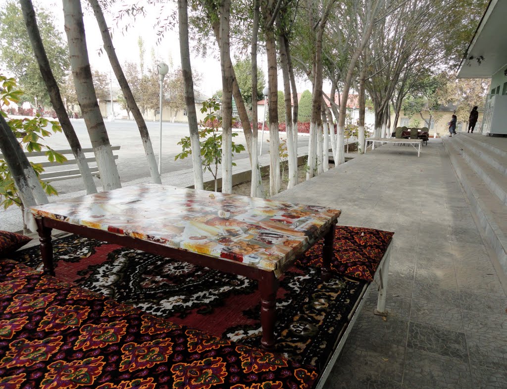 Tea House with Tapchan (Jizzakh, Uzbekistan)